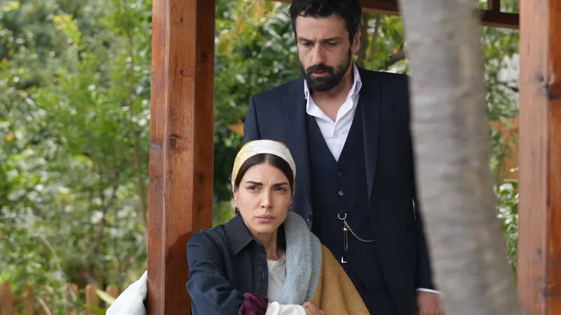 Tasacak Bu Deniz Episode 4 with Urdu