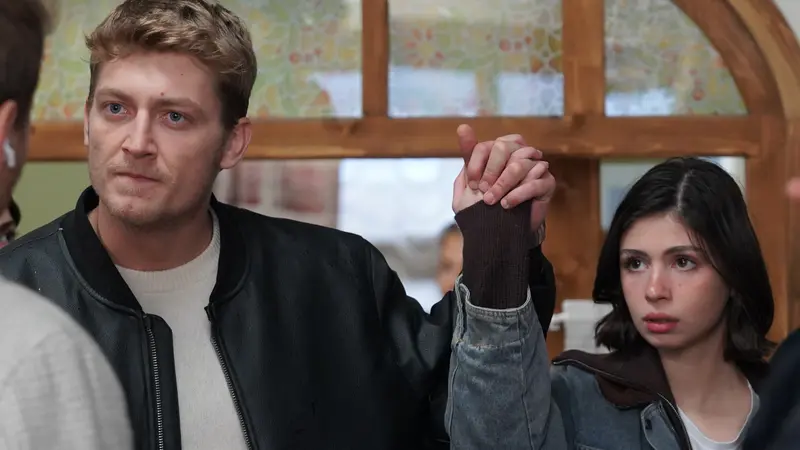 Tasacak Bu Deniz Episode 13 Urdu